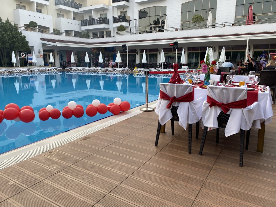 Gastro Side Aquamarin Resort & Spa