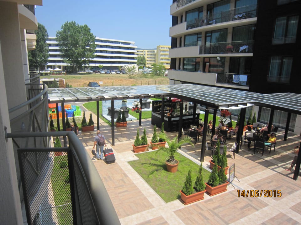 Rechts geht es in die Lobby und WiFi Bereich Hotel Lion Sunny Beach