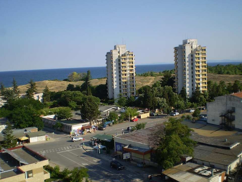 Widok z balkonu Hotel Hawaii