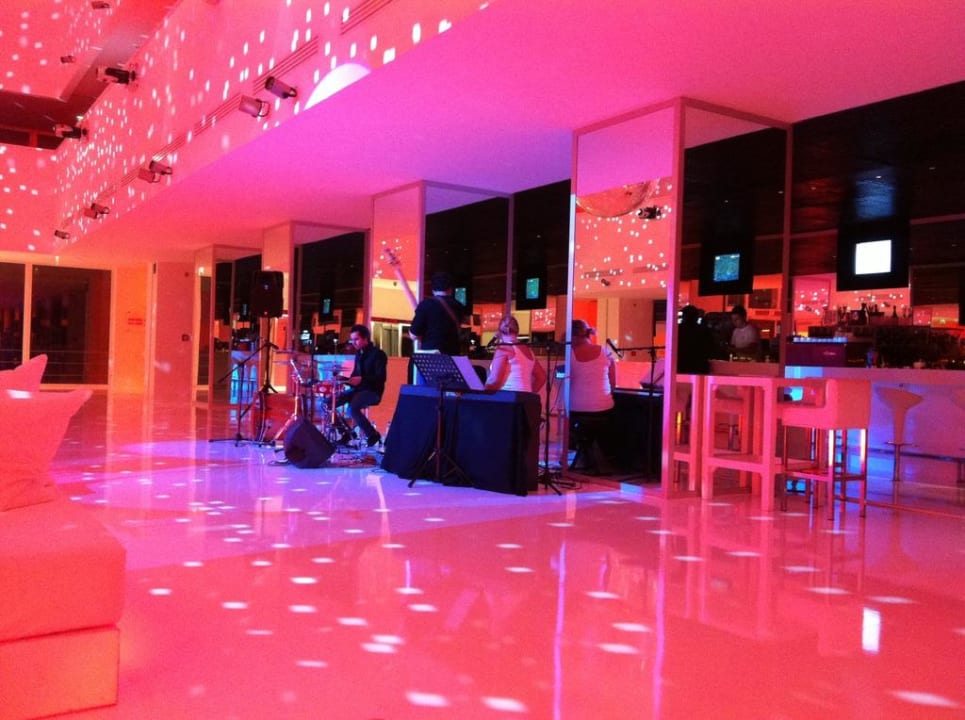 Live Band Hotel SU & Aqualand