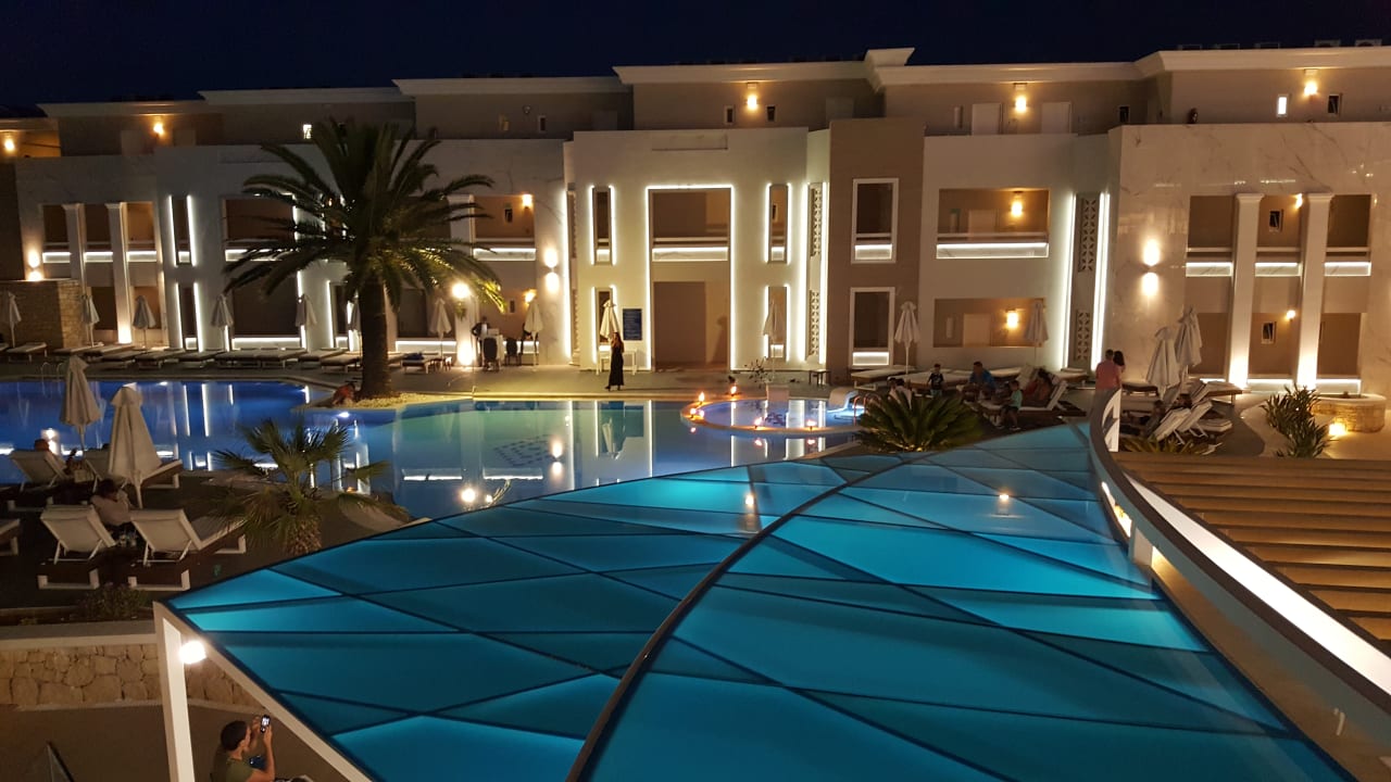 Pool Mythos Palace Resort & Spa