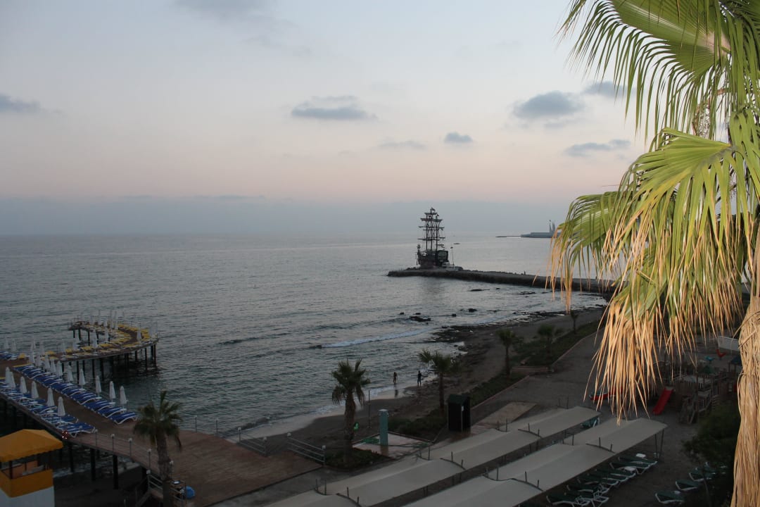 Strand Vikingen Infinity Resort & Spa