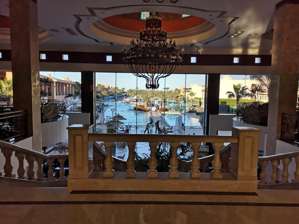 Lobby Titanic Beach Spa & Aqua Park