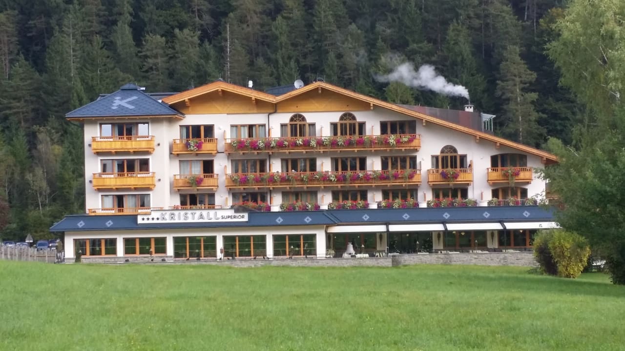 Außenansicht Verwöhnhotel Kristall