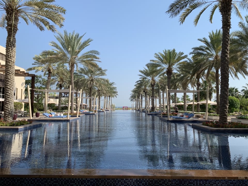 Pool Park Hyatt Abu Dhabi Hotel and Villas