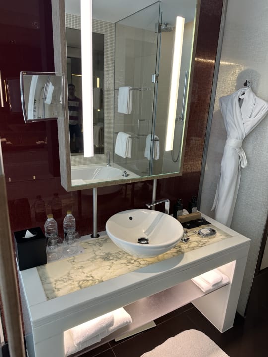 Zimmer W Abu Dhabi - Yas Island