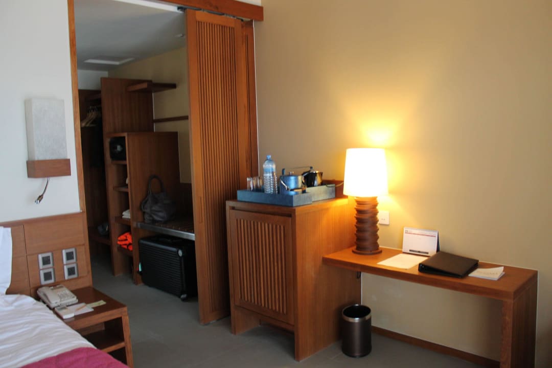 Schlafbereich Centara Ras Fushi Resort & Spa Maldives