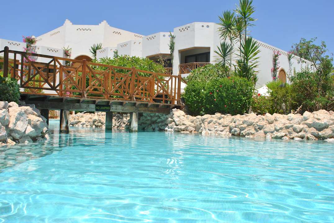 Mittags im Pool Ghazala Gardens