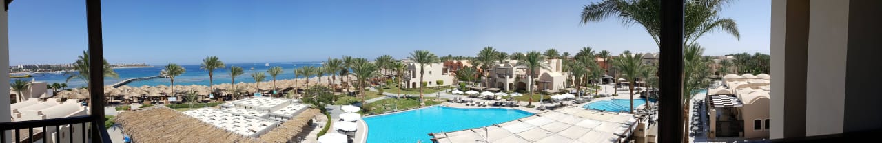 Panoramaaufnahmen der Hotelanlage Jaz Makadina