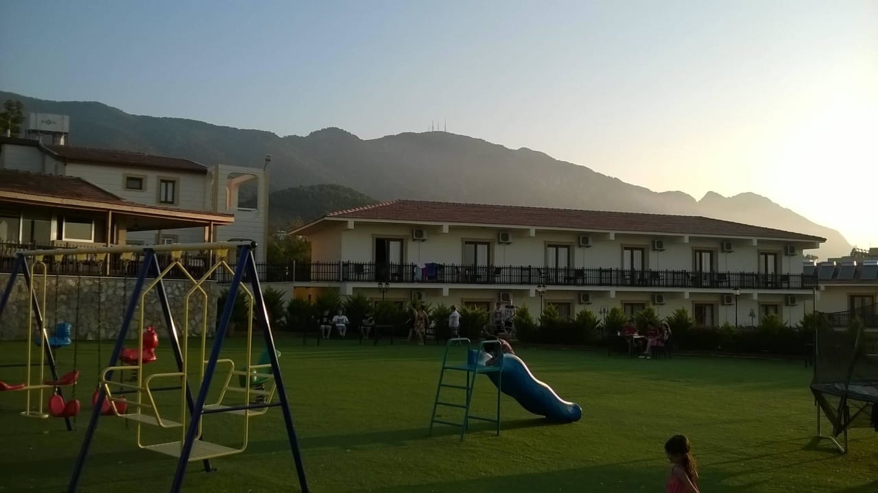 Plac zabaw Riverside Garden Resort