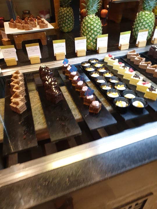 Gastro DoubleTree by Hilton Resort & Spa Marjan Island