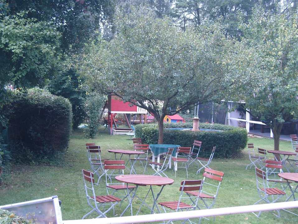 Von den Innenhof aus gesehen Landgasthaus Alter Posthof