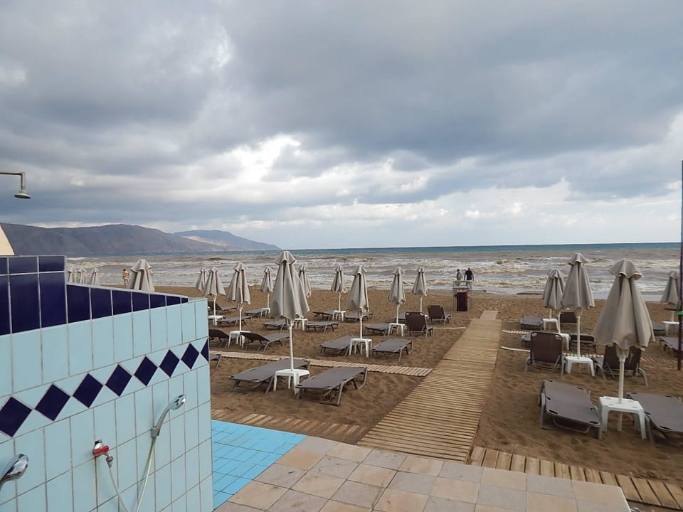 Der Weg zum Strand Vantaris Luxury Beach Resort