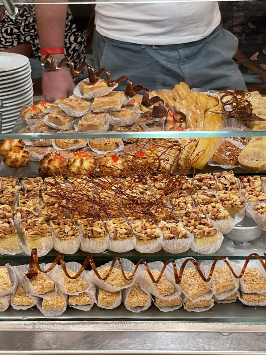 Gastro Imperial Shams Abu Soma