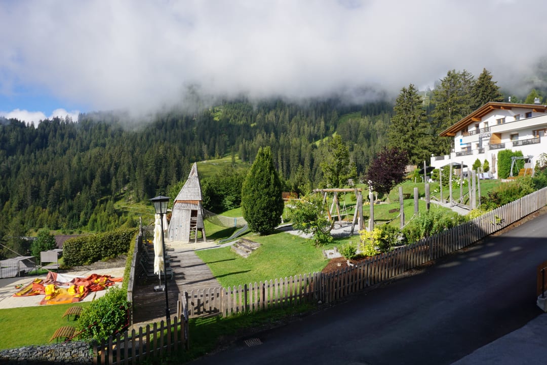 Ausblick Baby- & Kinderhotel Laurentius