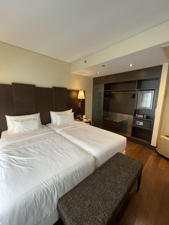 Zimmer NH Collection Dresden Altmarkt