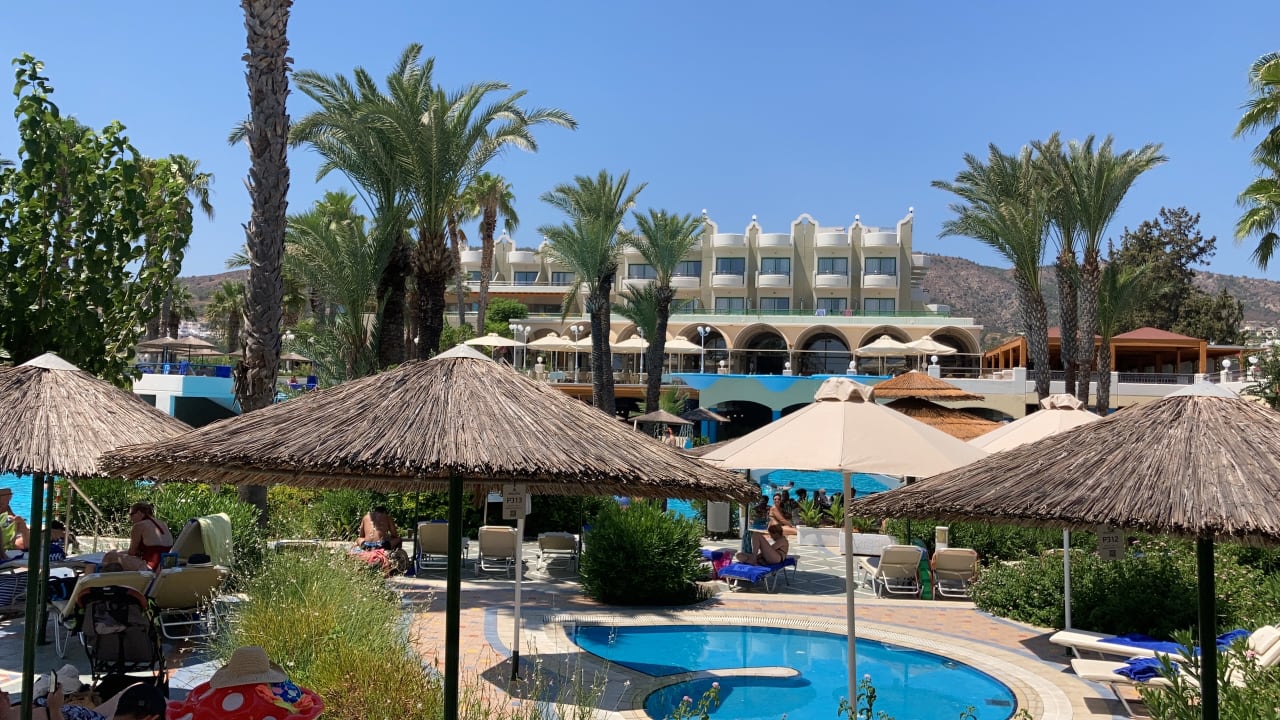 Außenansicht Atrium Palace Thalasso Spa Resort & Villas