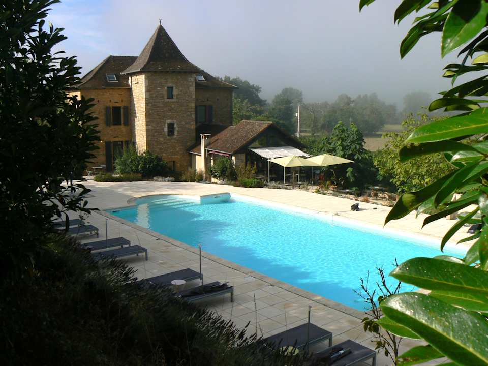 Pool Hotel La Bastie D'Urfé