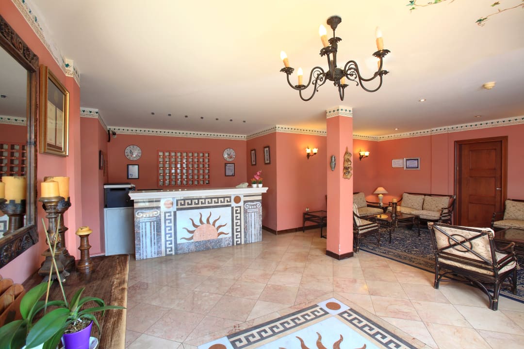 Lobby Cactus Charme Hotel