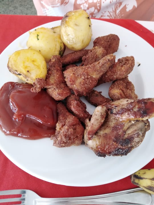 Gastro Three Corners Equinox Beach Resort