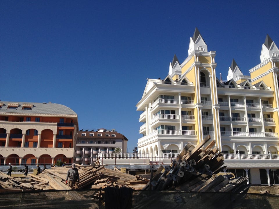 Links Orange Palaca Dream World Resort & Spa