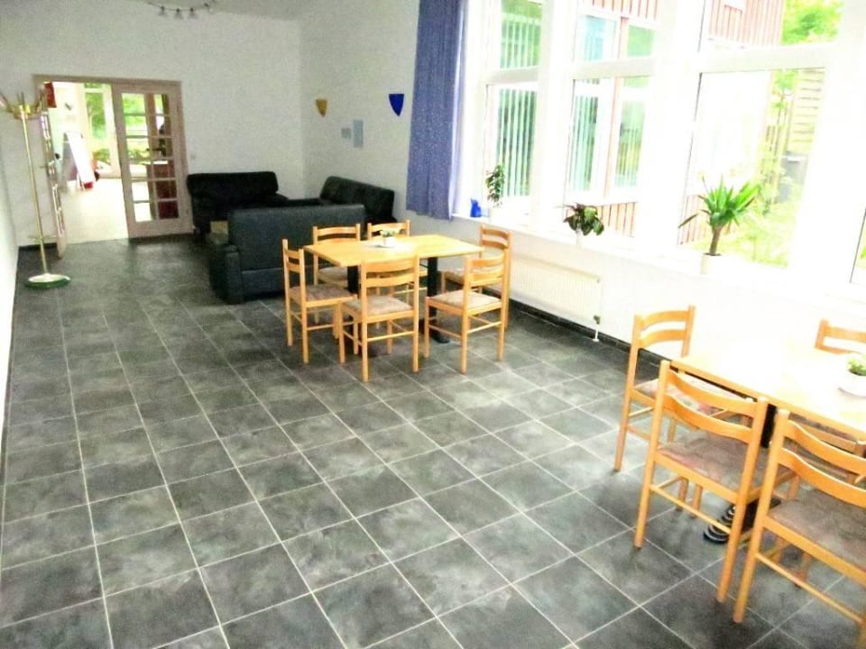 Aufenthaltsraum im Hauptgebäude Ferienhäuser Marx im Ferienpark Extertal