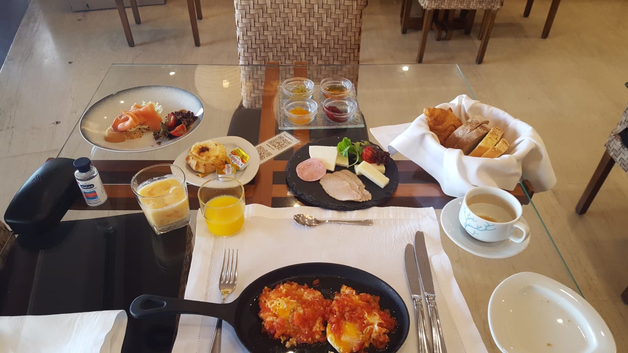 Gastro Mitsis Selection Laguna