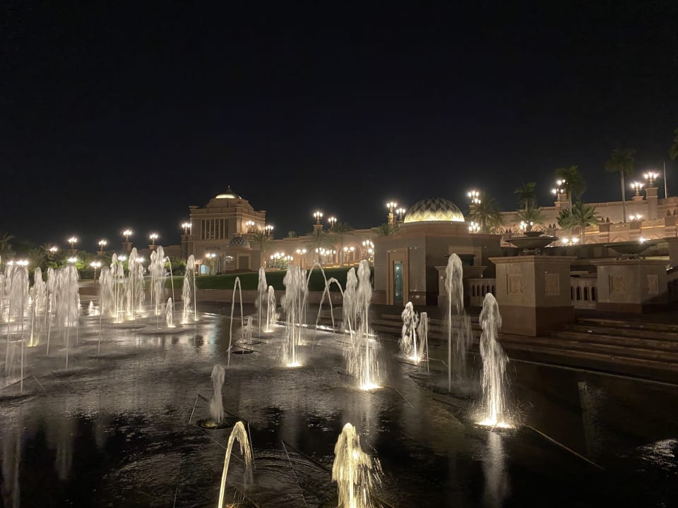 Außenansicht Emirates Palace Mandarin Oriental