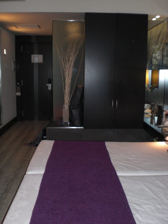 Doppelzimmer sehr modern Hotel Vincci Maritimo