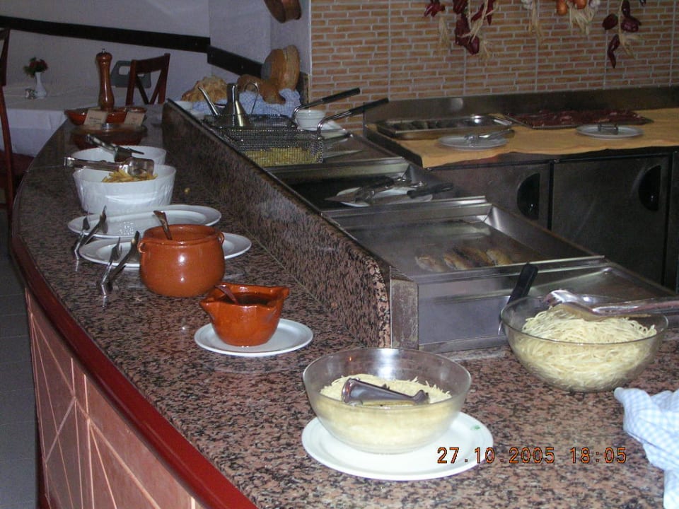 Buffet Protur Vista Badia Aparthotel