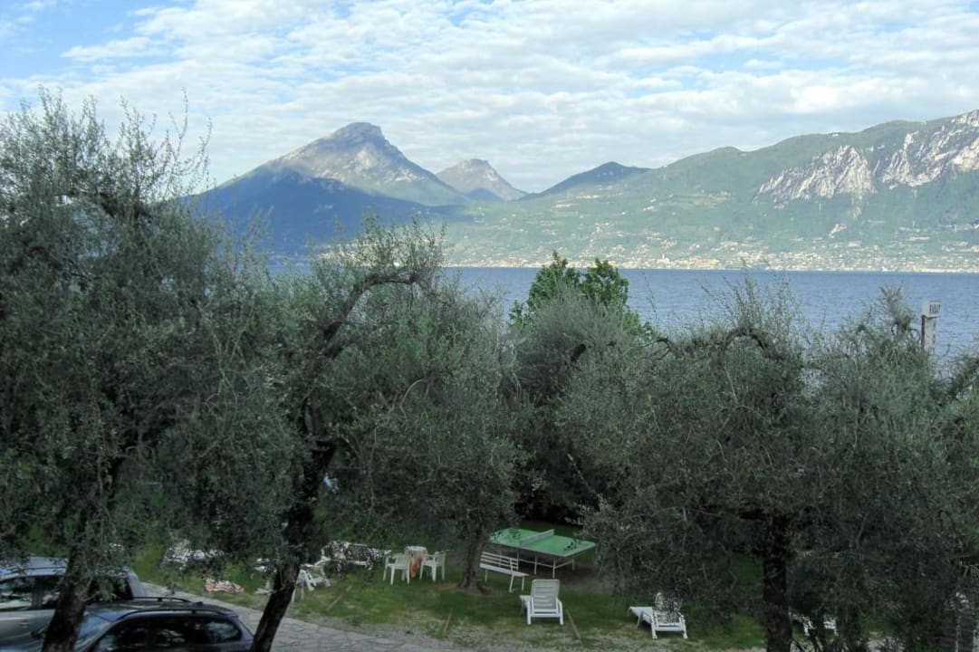 Garten vom Balkon aus Hotel Rabay