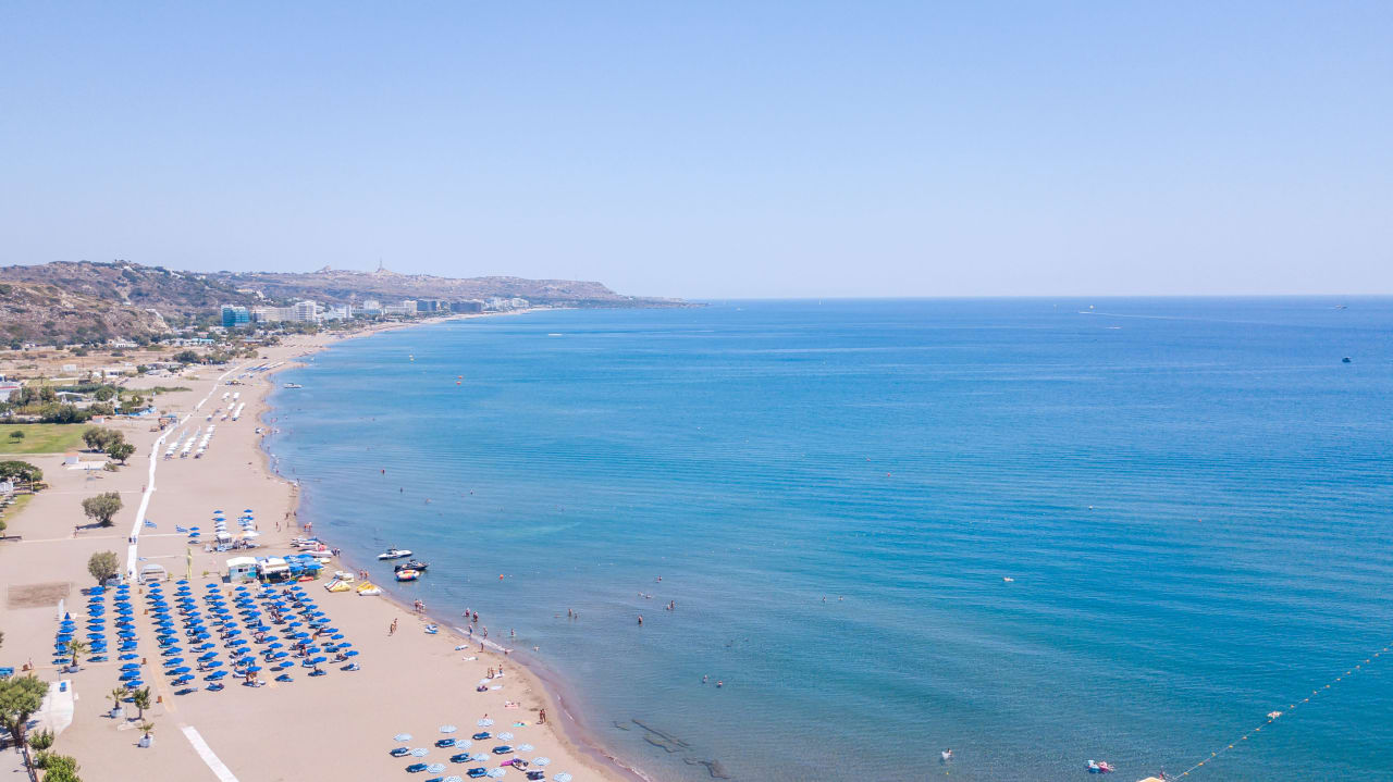Strand Atma Beach Rooms & Suites