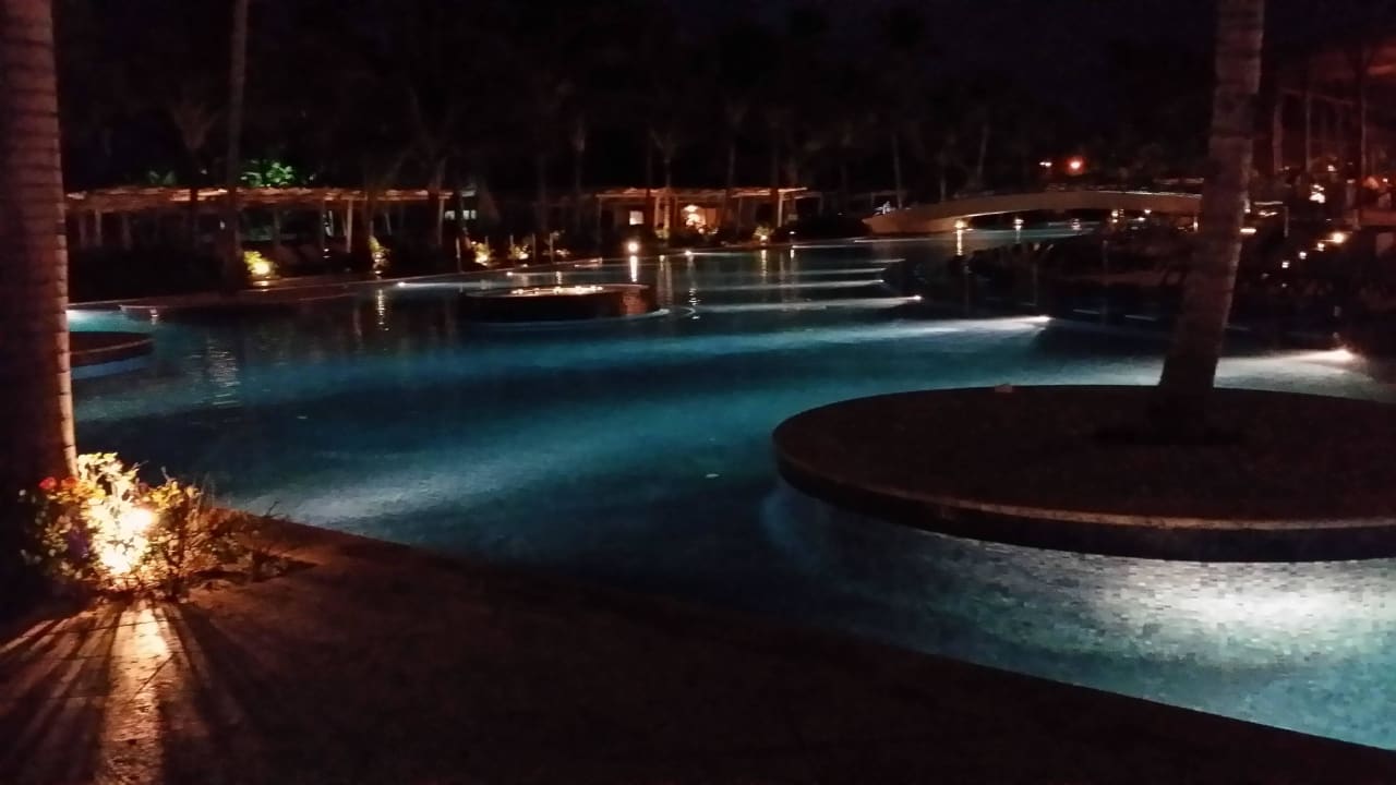 Bei Nacht Barceló Bávaro Palace
