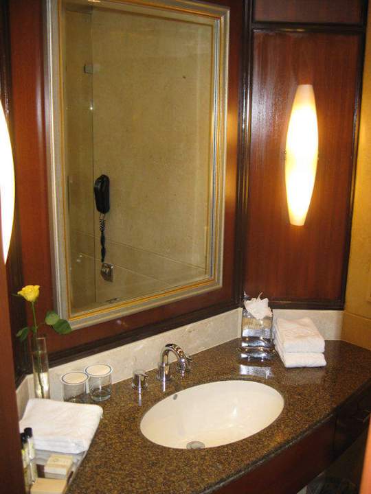 Bad-Waschtisch Vivanta by Taj Blue Diamond