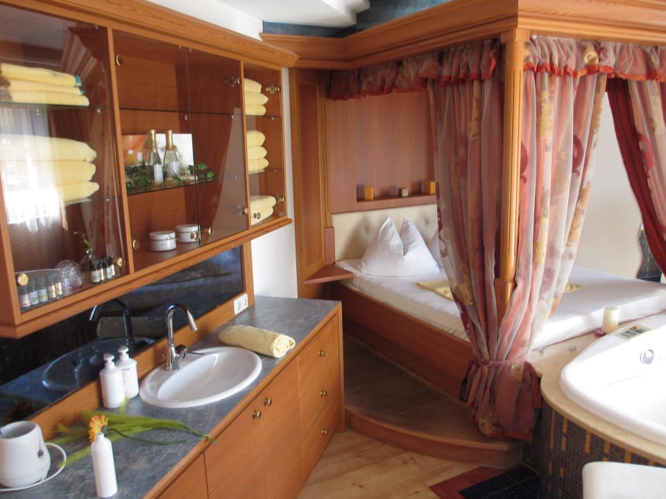 Behandlungsraum SPA I Hotel Tauernhof