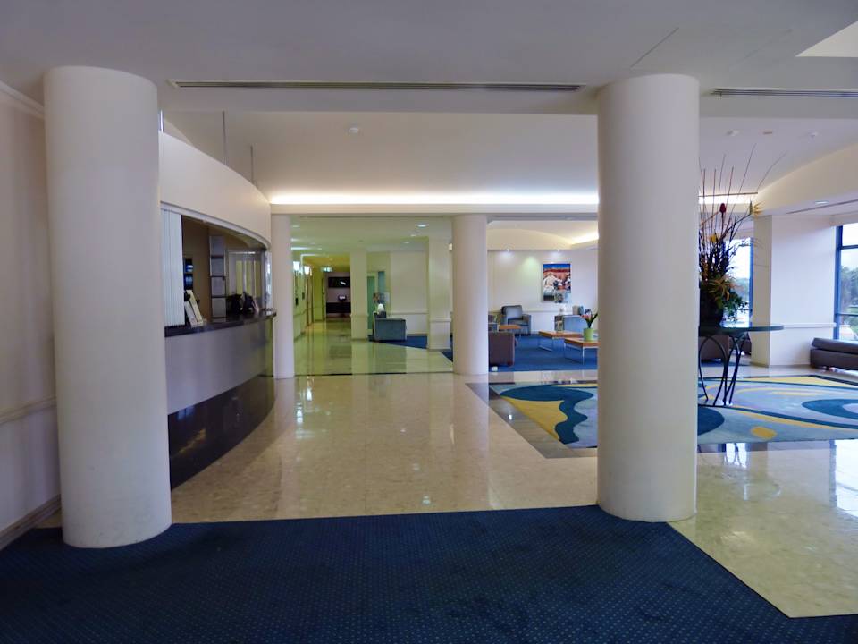Lobby Apartments Central Dockside