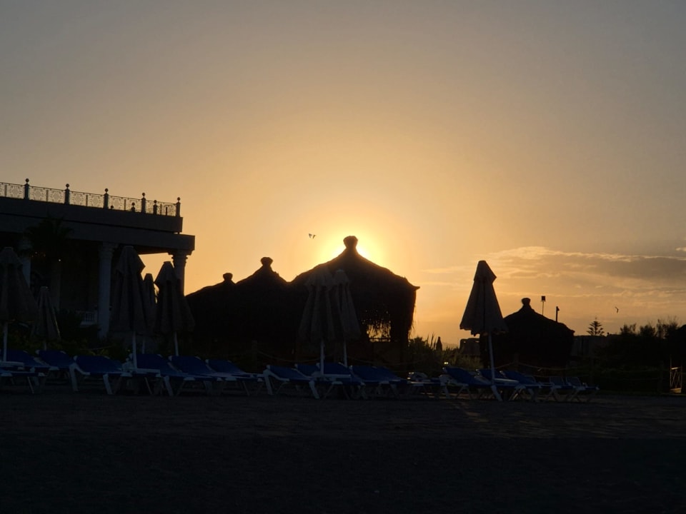 Strand Starlight Resort Hotel