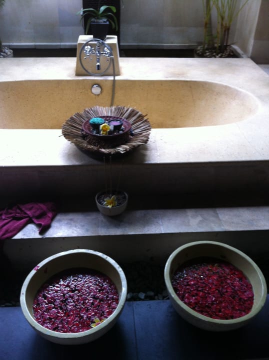 Im Spa Puri Santrian