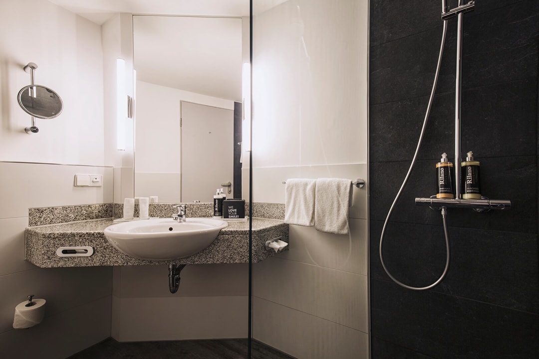 Zimmer elaya hotel frankfurt oberursel