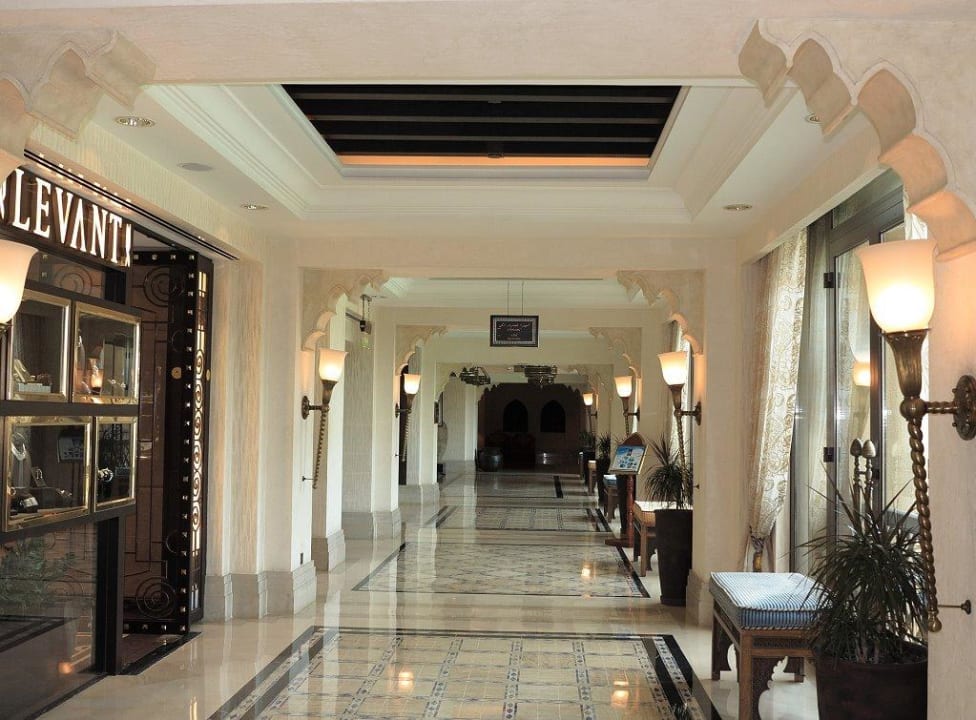 Juweliergeschäft im Anschluß an die Lobby Jumeirah Mina Al Salam