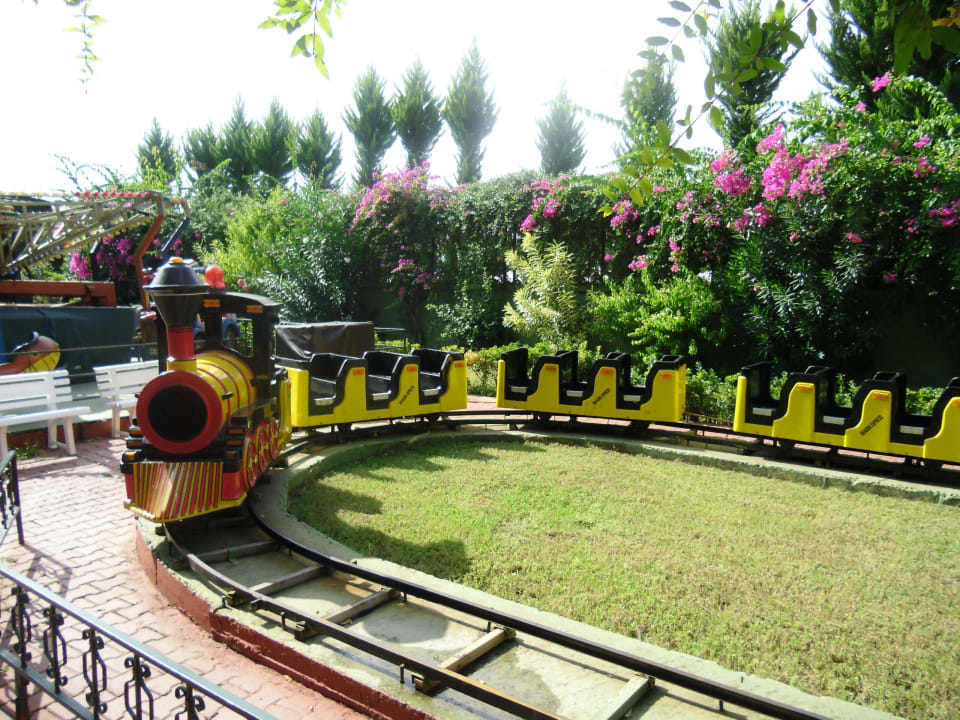 Luna Park Botanik Hotel & Resort