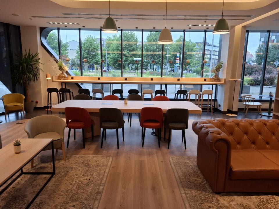 Lobby Park Inn by Radisson Krakow Hotel