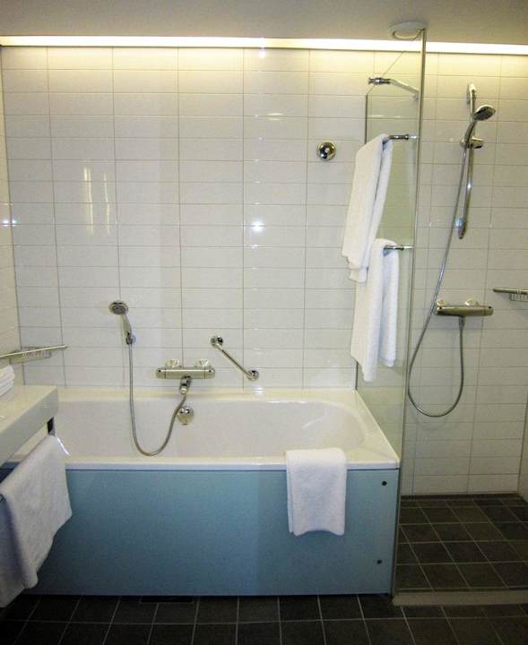 Executive room #512 Hilton Helsinki Airport