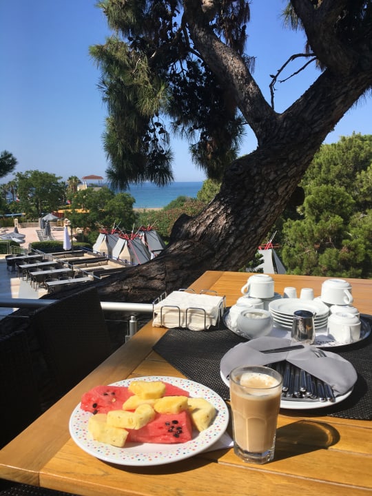 Restaurant ROBINSON PAMFILYA