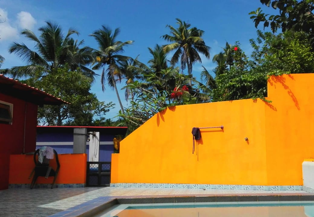 Bazen u hotelu ELDC Dreamcatcher House