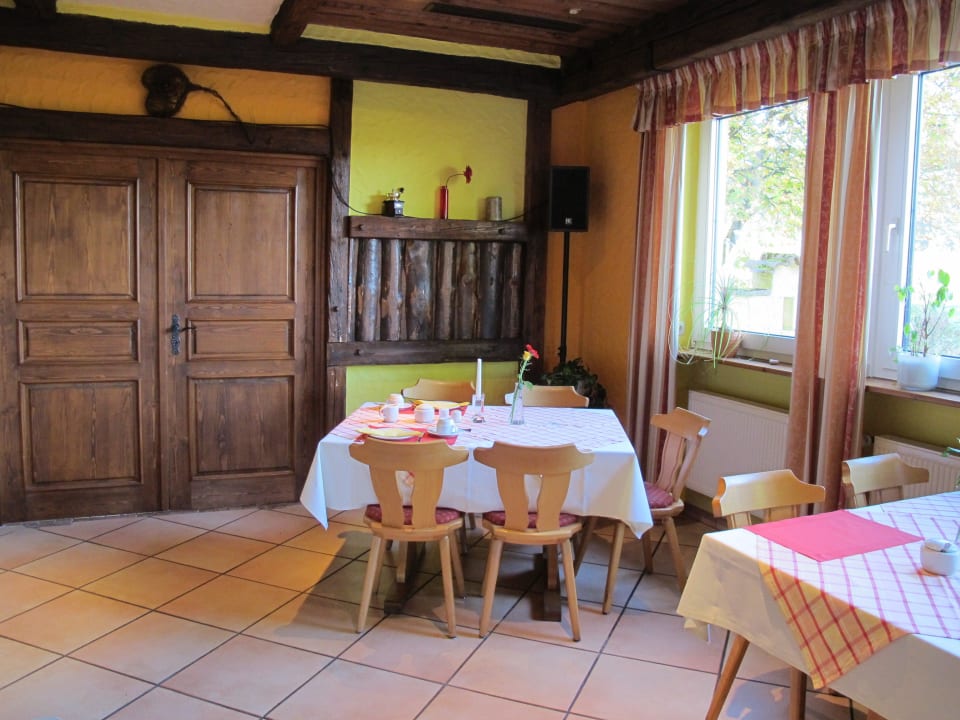 Frühstücksraum Landhaus Oberbrumberg