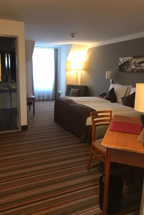 Zimmer Leonardo Hotel Hamburg Airport