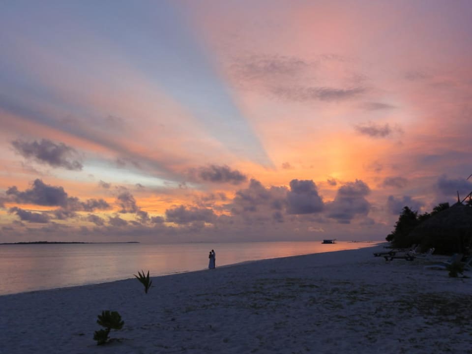Sonnenuntergang Jacuzzi Beach Villa Kuredu Island Resort & Spa