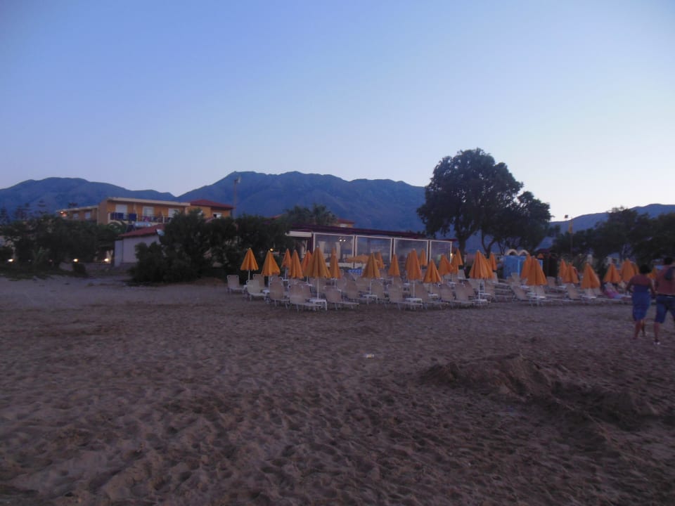 Strand Vantaris Luxury Beach Resort
