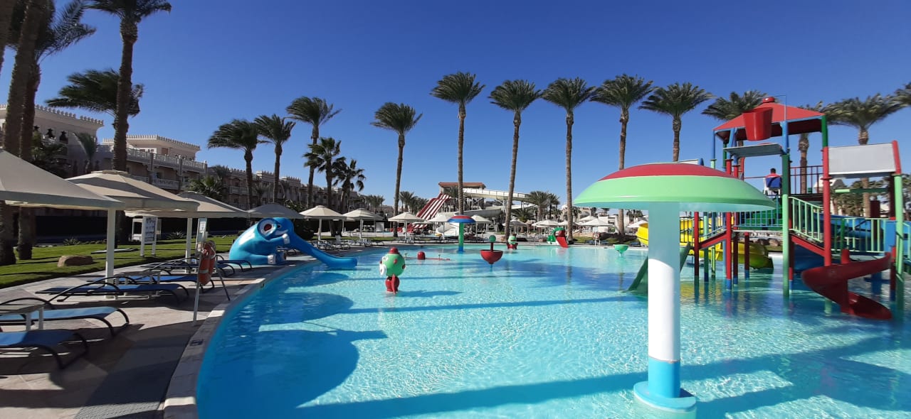 Pool Beach Albatros Resort